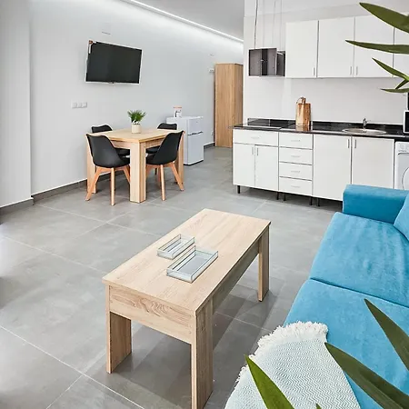 Ro's Lil San Juan 3*