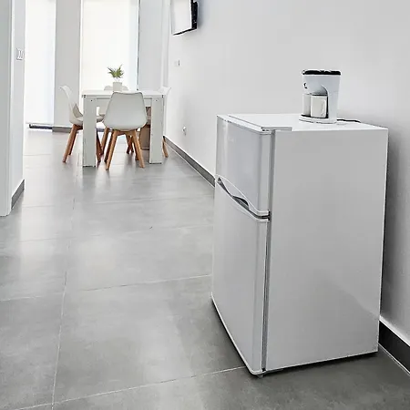 Ro's Lil San Juan Pensión Alicante