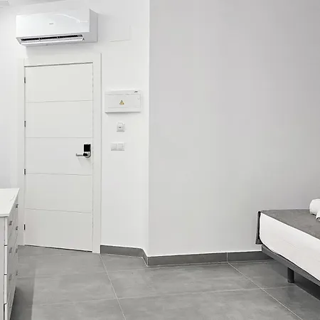 Ro's Lil San Juan Alicante