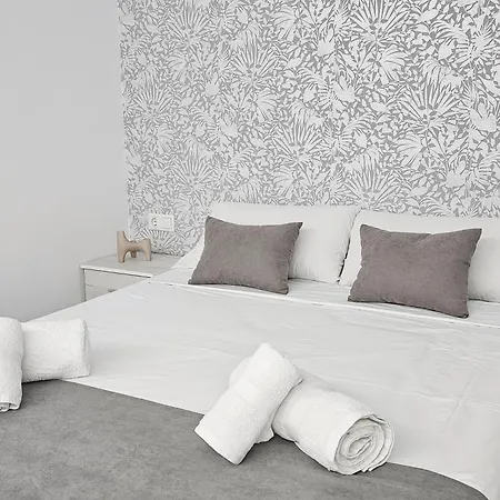 Pensión Ro's Lil San Juan